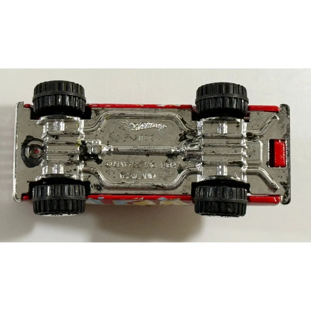 Hot Wheels Pickup Truck 1:64‎ Red Graffiti Scuba Gear 1982 Mattel Thailand